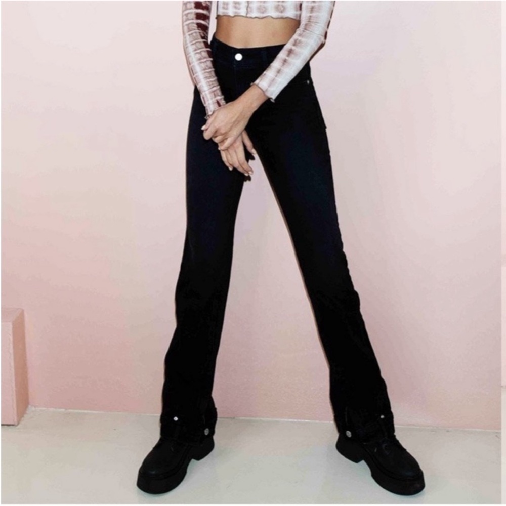 Revice Farrah Midnight Black High Rise Straight Leg Jeans Button Hem 27 NWOT